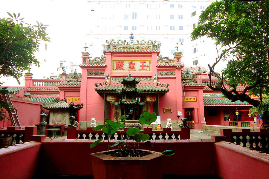 ngoc-hoang-pagoda