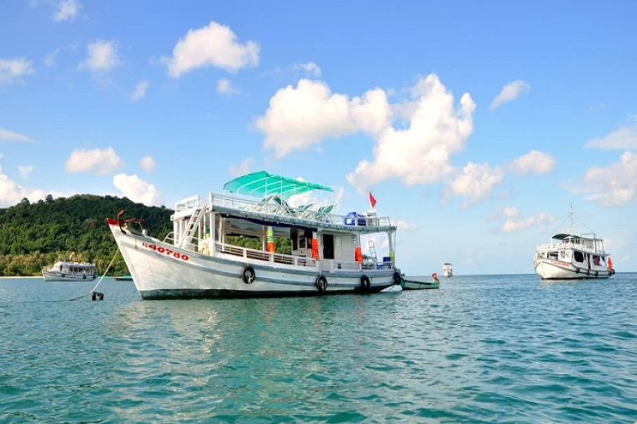 9-reasons-why-we-should-visit-Nam-Du-island5