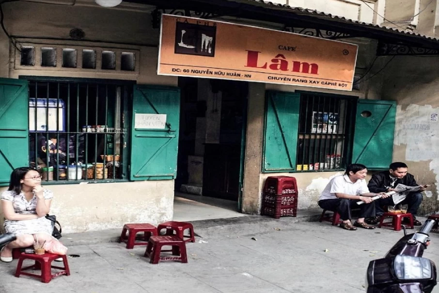 Best-places-to-have-a-cup-of-coffee-in-Hanoi3