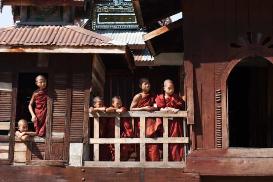 Explore-Shwe-Yaunghwe-Kyaung-Monastery