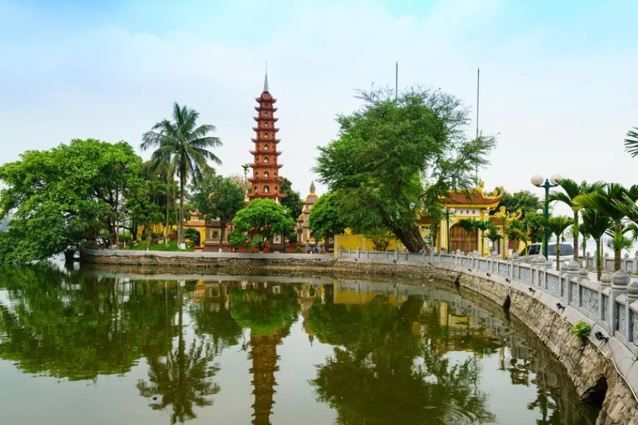 Some-well-known-tourist-places-in-Hanoi-tours-4