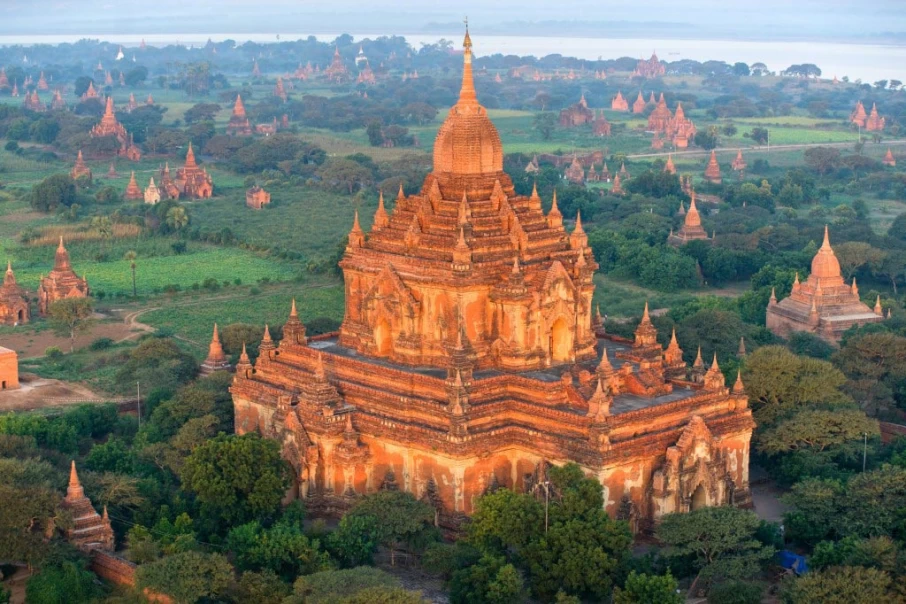 The-temple-in-Bagan