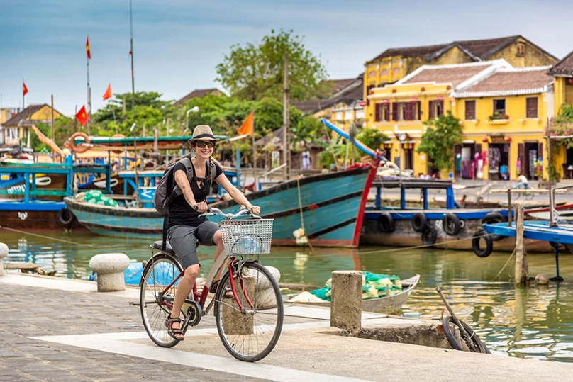 Exploring Hoi An countryside by bike & ancient town