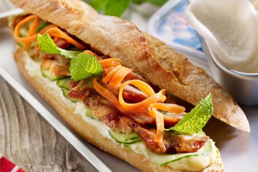 Vietnamese-bread-top-10-most-attractive-sandwiches-in-the-world