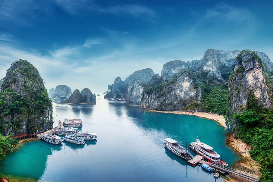 halong-bay-one-of-seven-natural-wonders-of-the-world