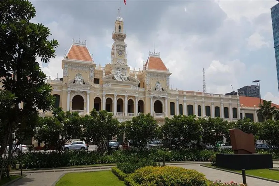 ho-chi-minh-city-hall3