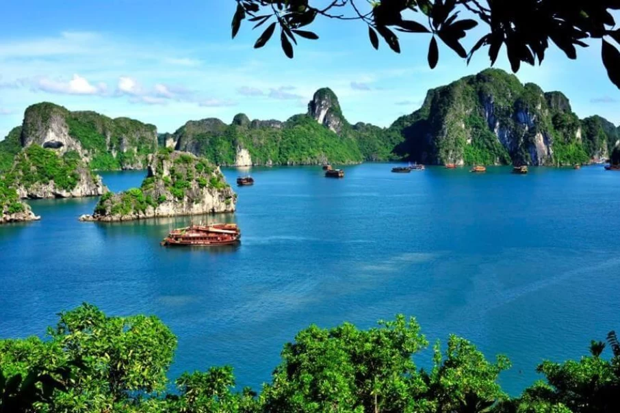 Halong-Bay-Vietnams-No.-1-tourist-destination-1-1