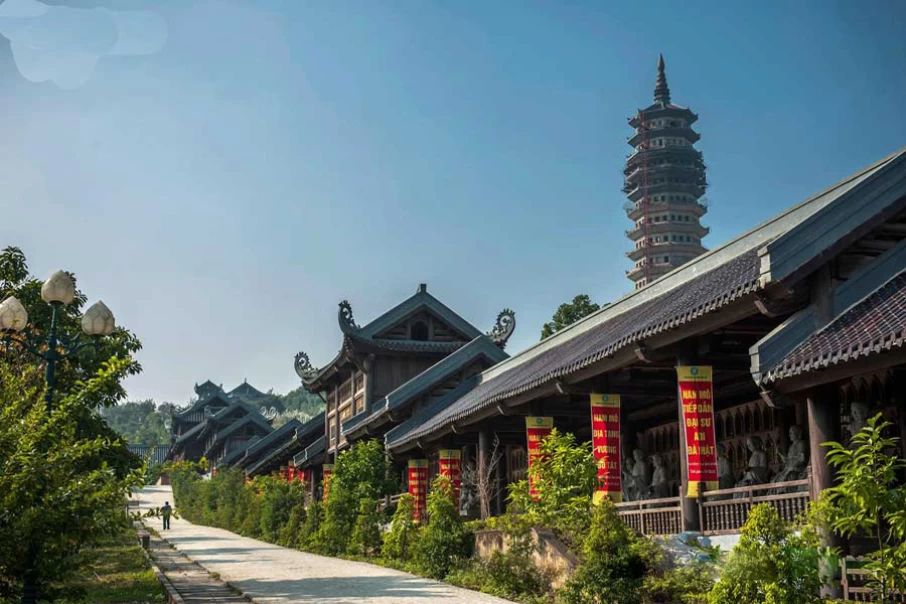 bai-dinh-pagoda-1