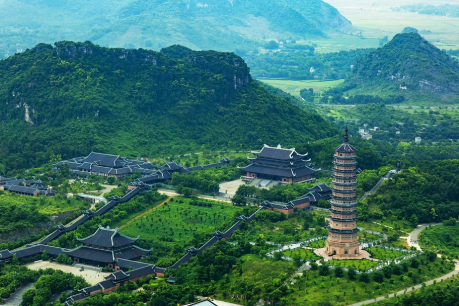 bai-dinh-pagoda-2