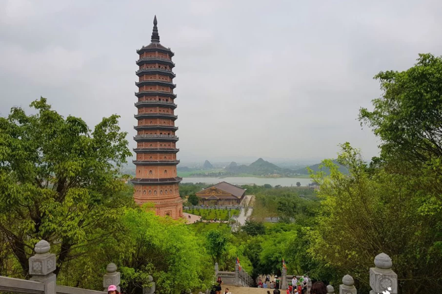 bai-dinh-pagoda3