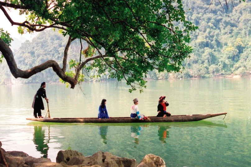 Ba Be Lake – Hanoi