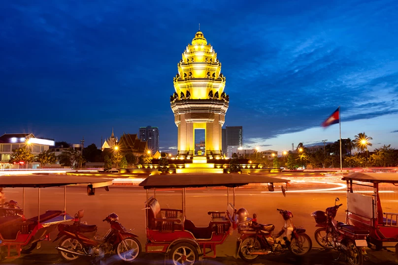 Arrive in Phom Penh