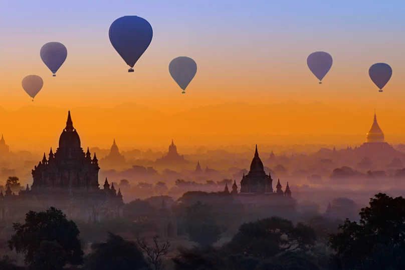 Bagan (Balloon Over Bagan)