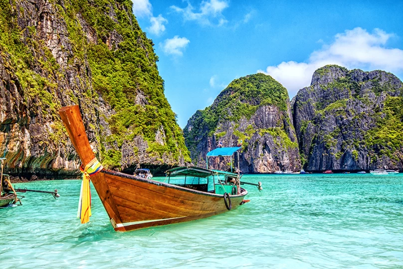 Join Phi Phi + Maya + Khai Nok Island by speedboat