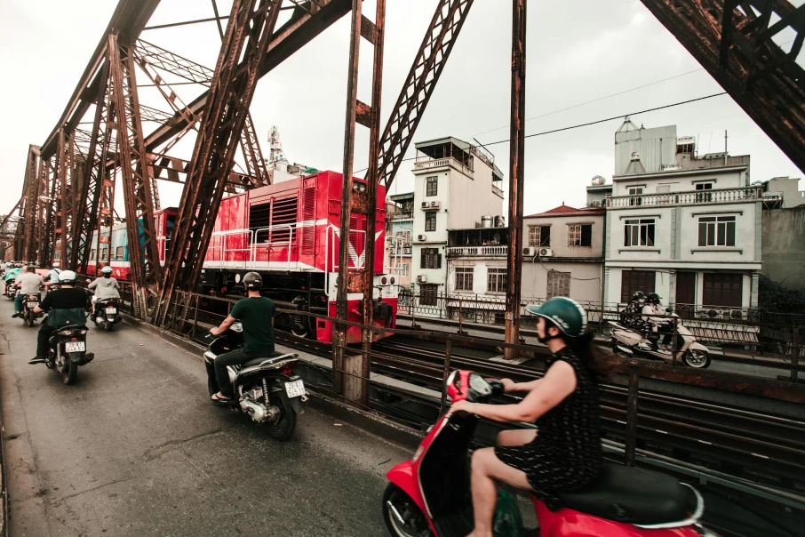 Explore Hanoi On A Motorbike