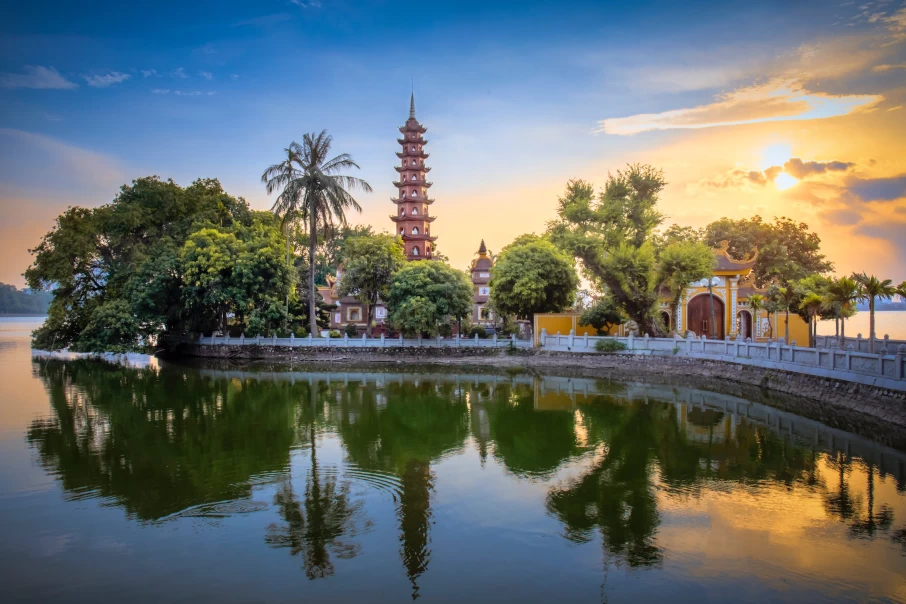 When To Visit Hanoi?
