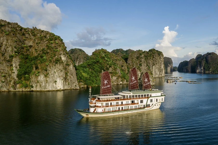 A Cruise In Lan Ha Bay