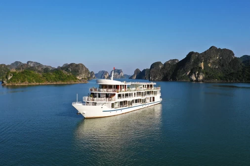 Comprehensive Sapphire Cruise Halong Bay Review 
