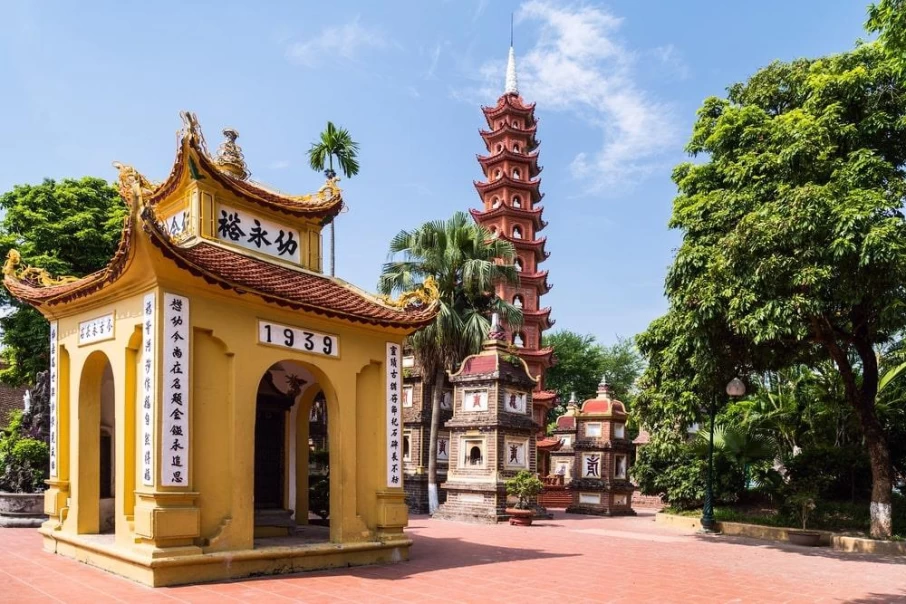Why tourists need to visit Tran Quoc Pagoda