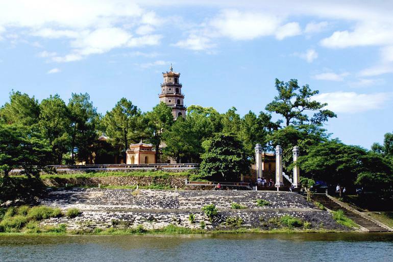 thien-mu-pagoda1