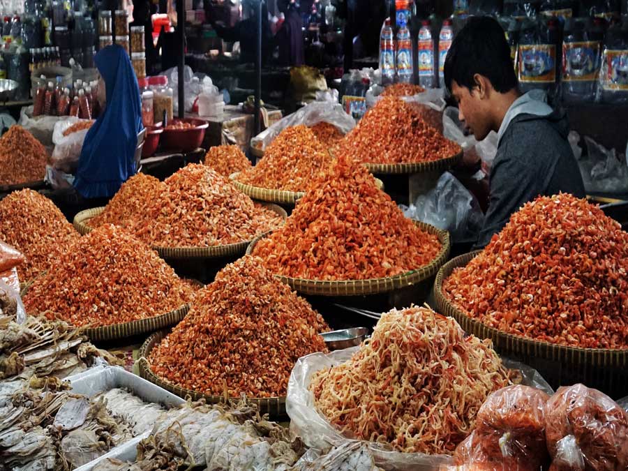 Crab-market