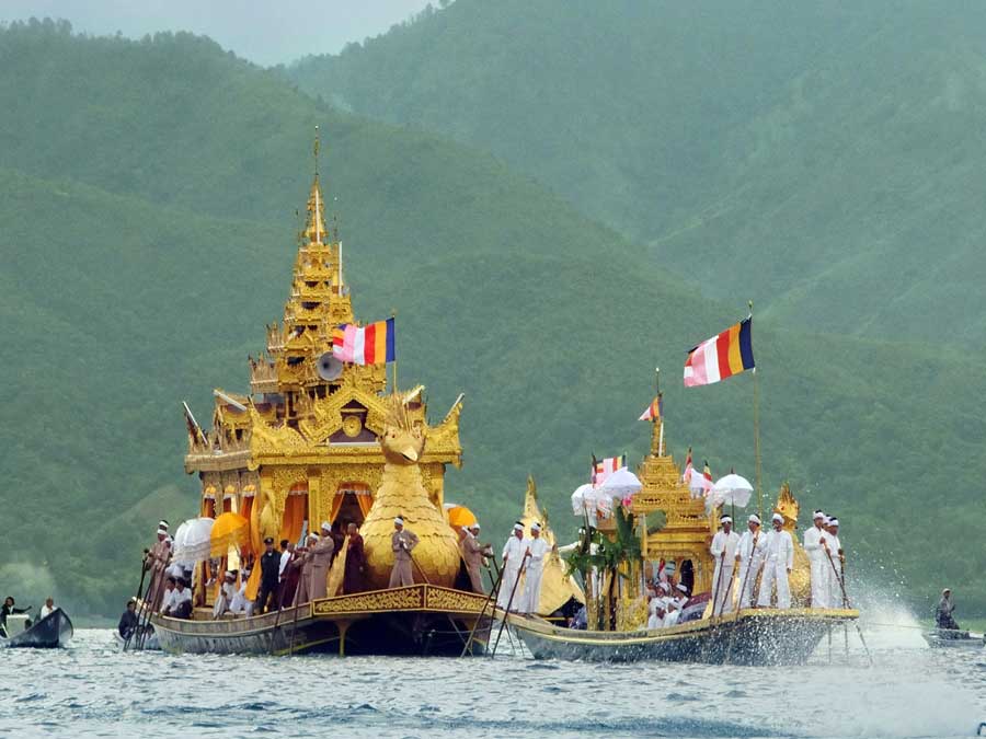 phaung-daw-oo-pagoda