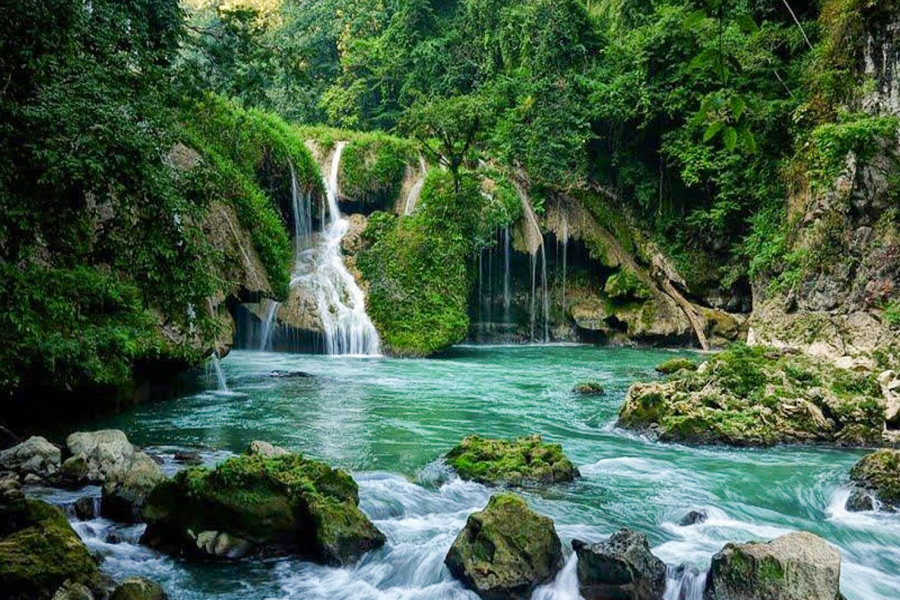 cham-pey-waterfall