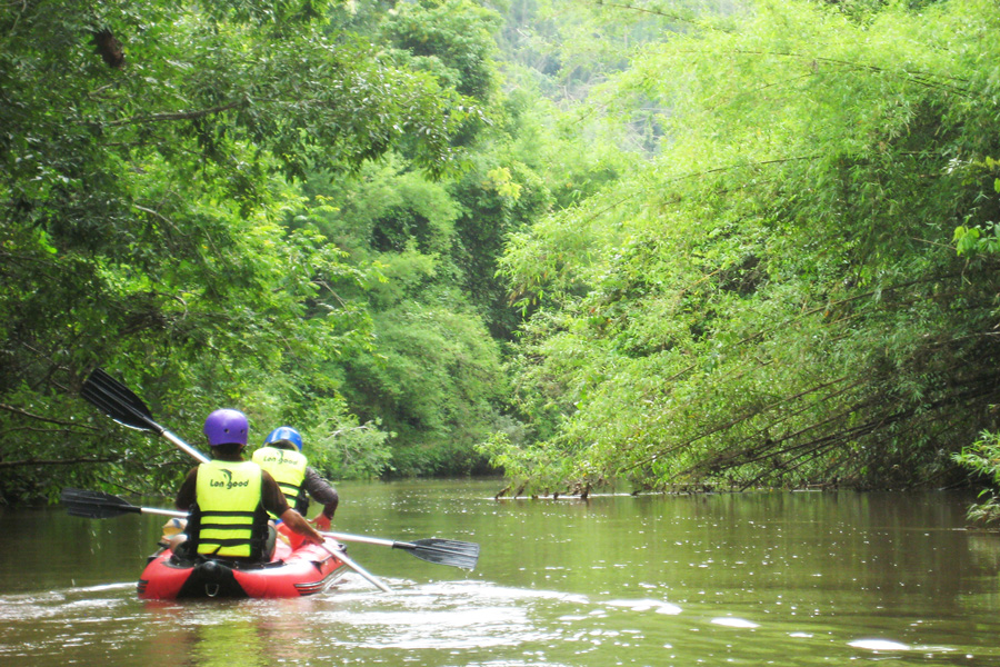 go-kayaking