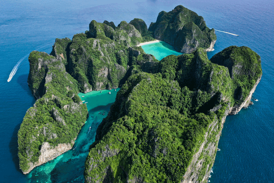 phi-phi-island