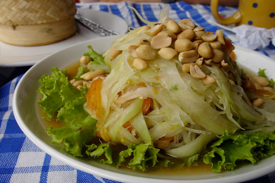 spicy-papaya-salad